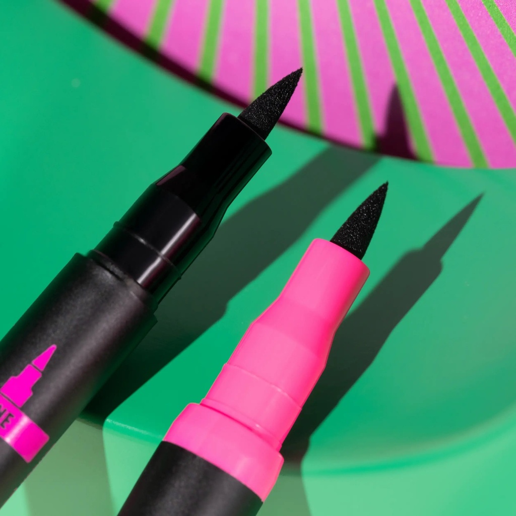 ESSENCE LINE IT LIKE A PRO! LINER 01 