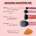 RT EVERYDAY ESSENTIALS BRUSH KIT - 4 PCS + SPONGE 