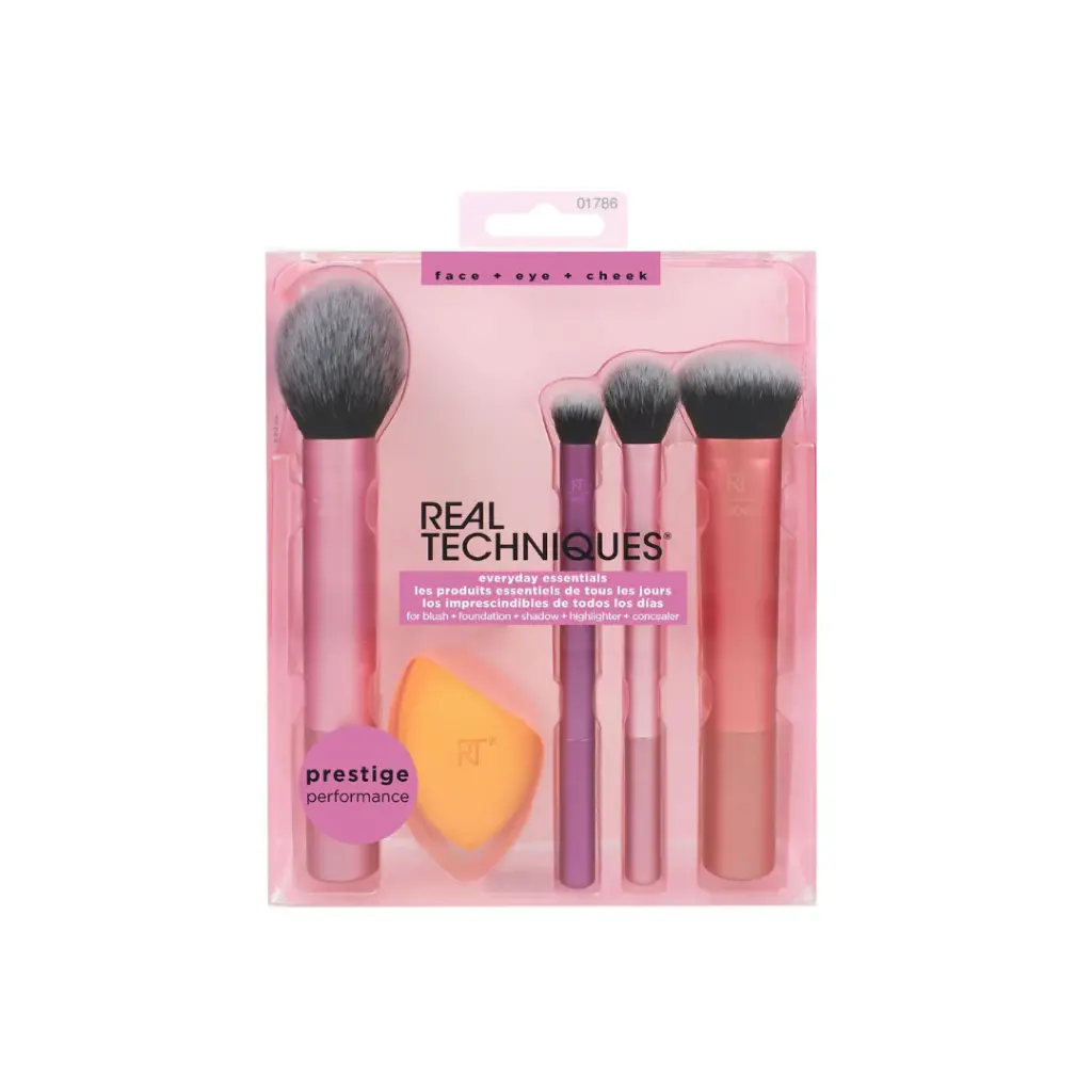 RT EVERYDAY ESSENTIALS BRUSH KIT - 4 PCS + SPONGE 