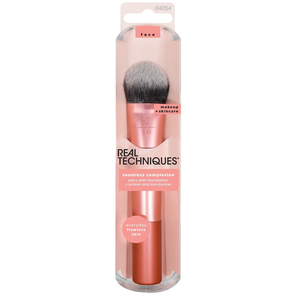 RT SEAMLESS COMPLEXION FDT BRUSH 